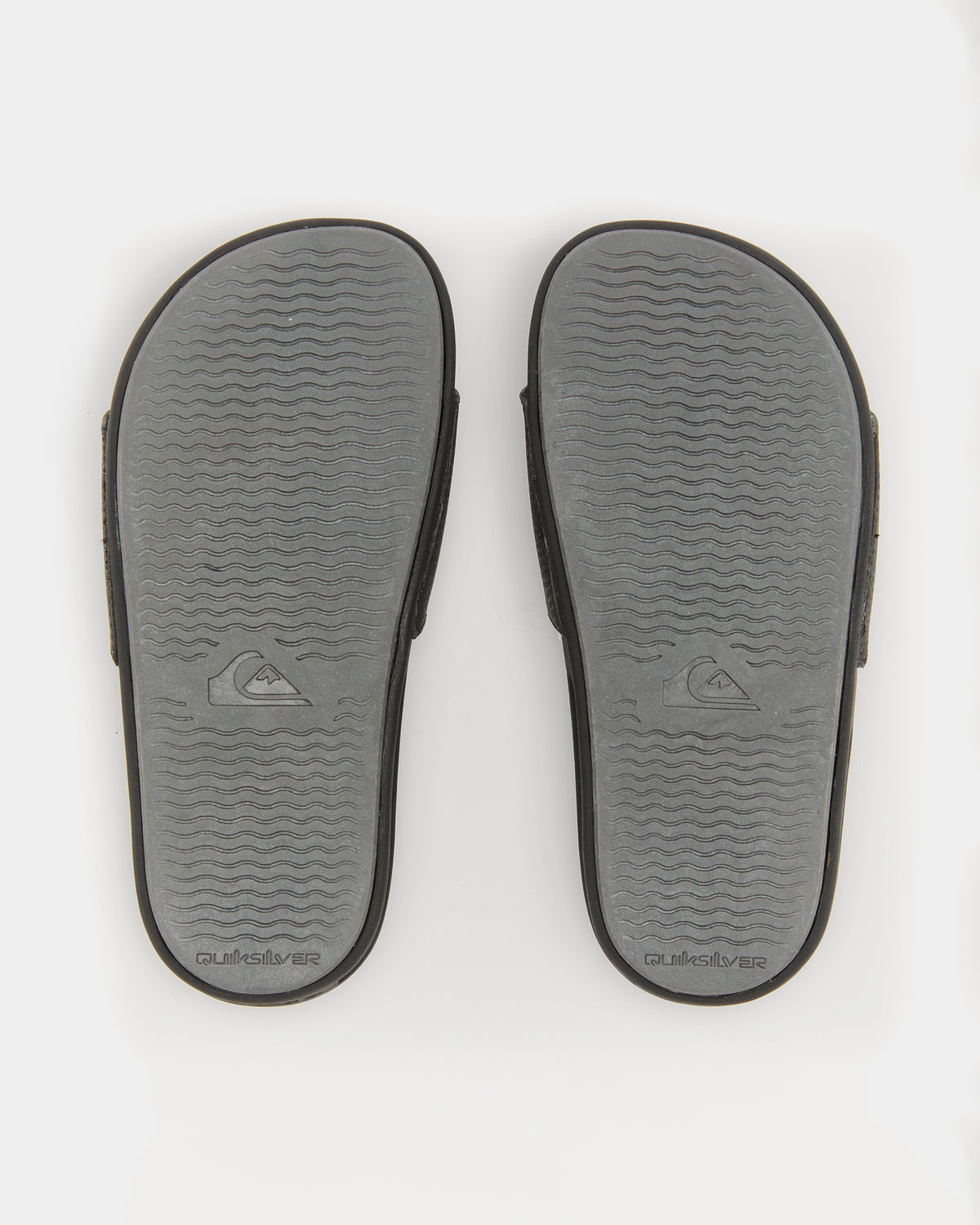 cq10102y_quiksilver_b_bck1