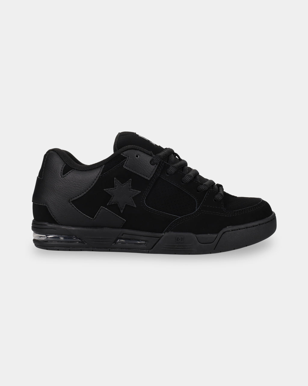 dc02220_dcshoes_004_sd1