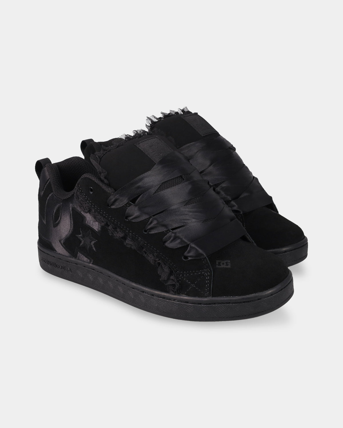 dc02222_dcshoes_003_frt1