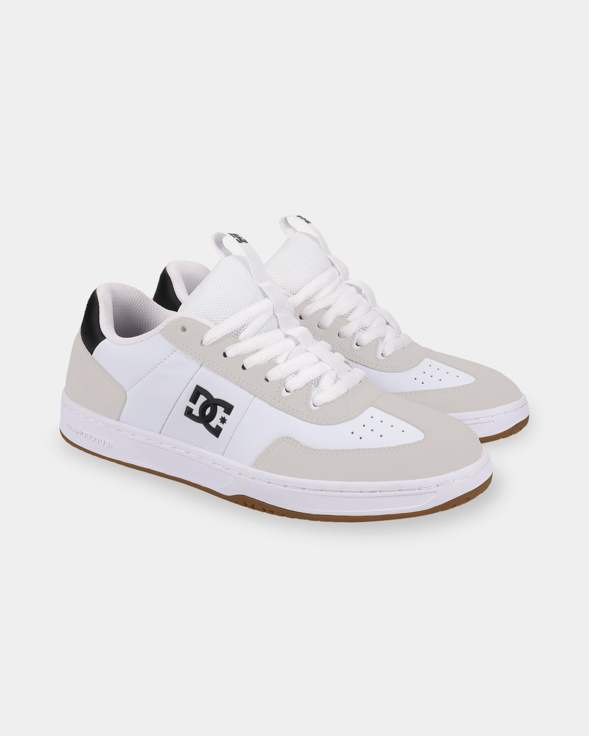 dc02261_dcshoes_101_frt1