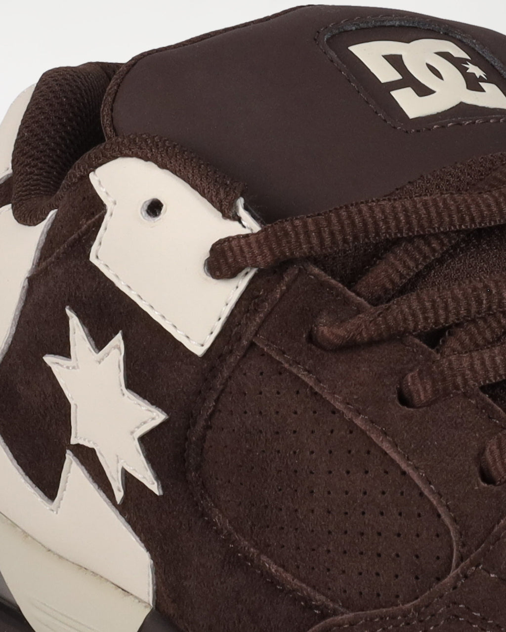 dc03287_dcshoes_210_dtl1
