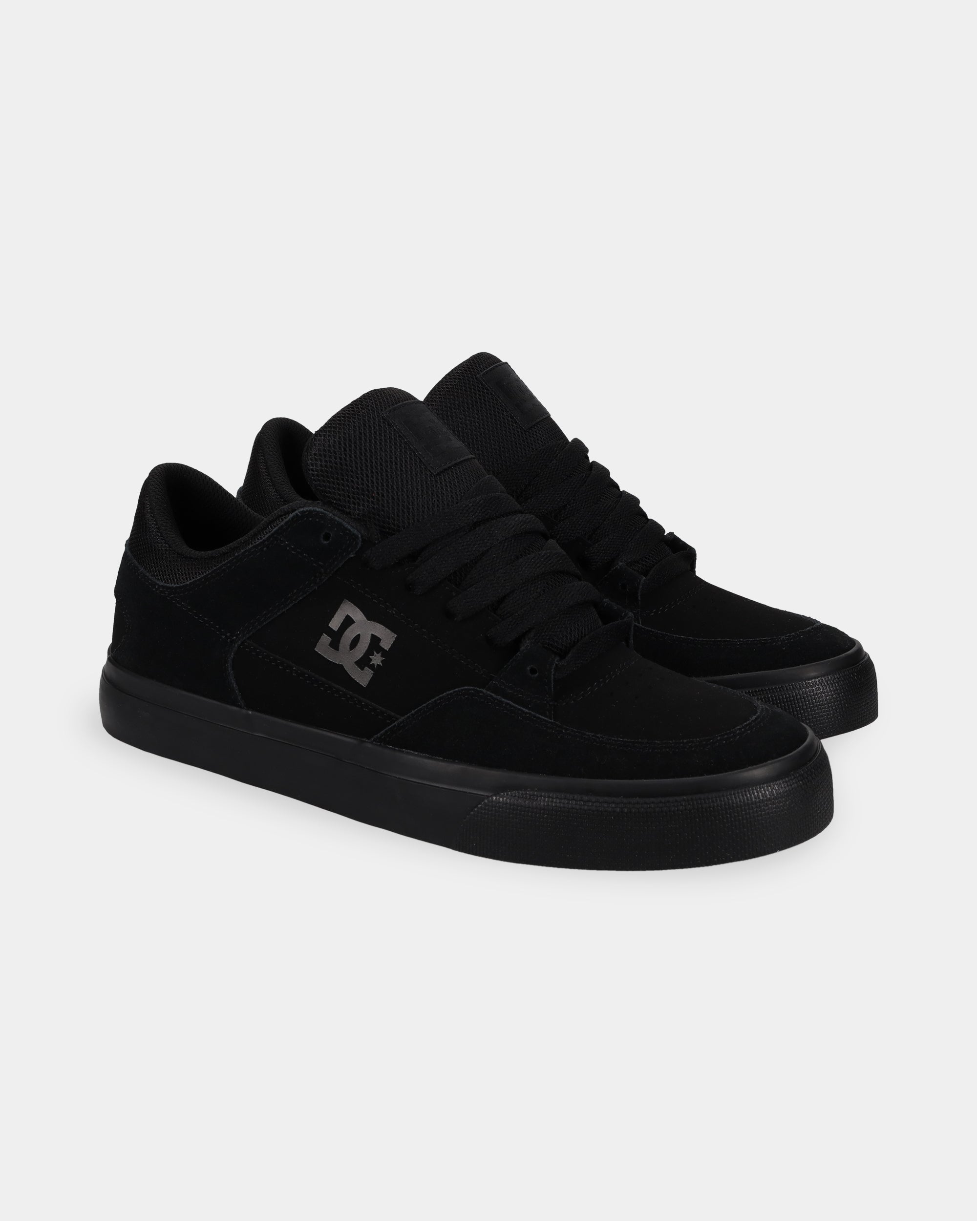 dc03659_dcshoes_004_frt1