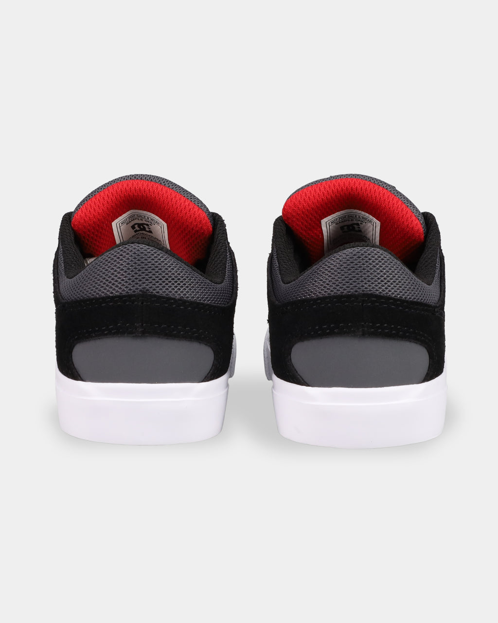 dc03738_dcshoes_003_bck1