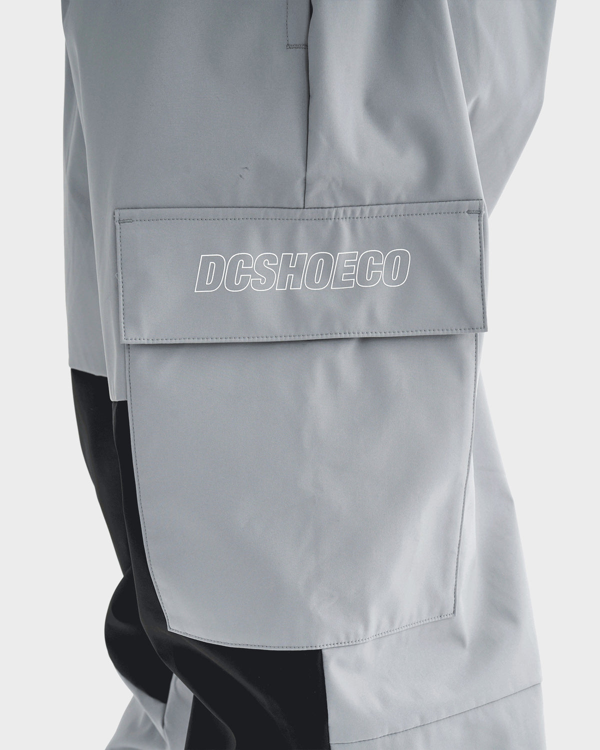Mens 24 DC Snow Cargo Pants