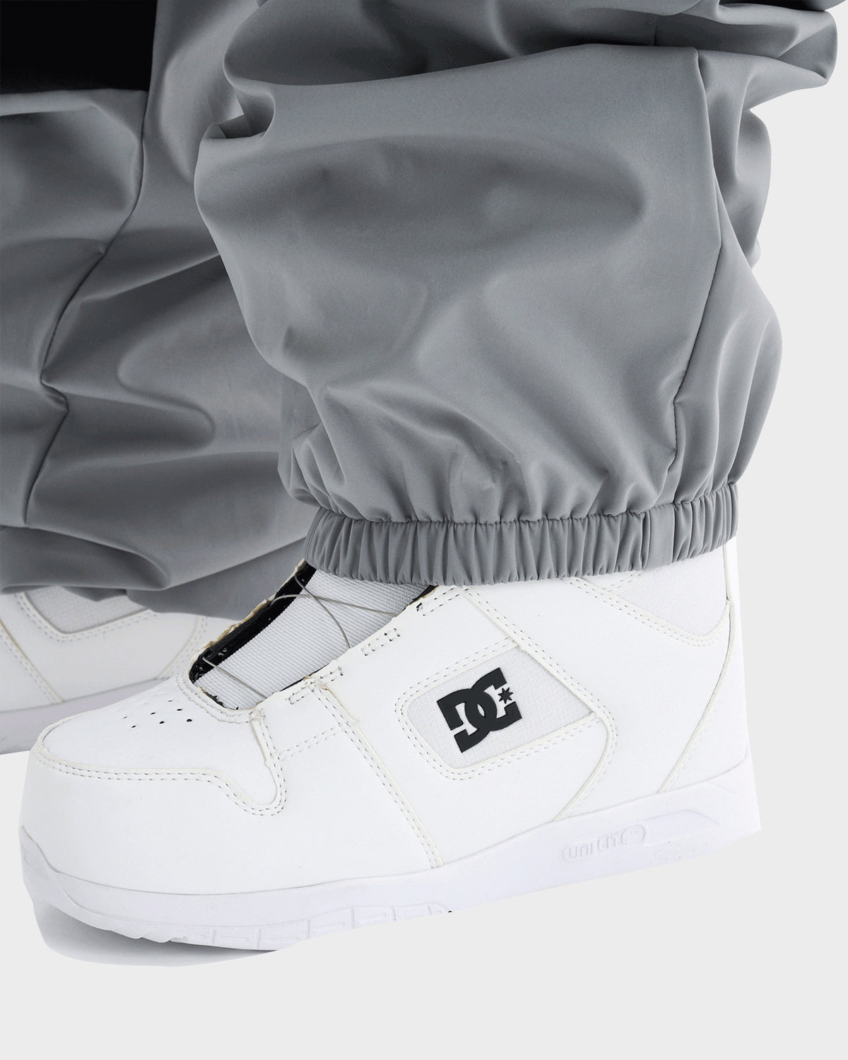 Mens 24 DC Snow Cargo Pants