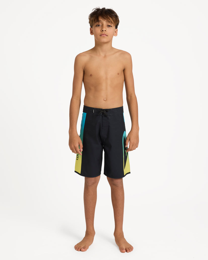 eqbbs03721_quiksilver_kvj8_frt9