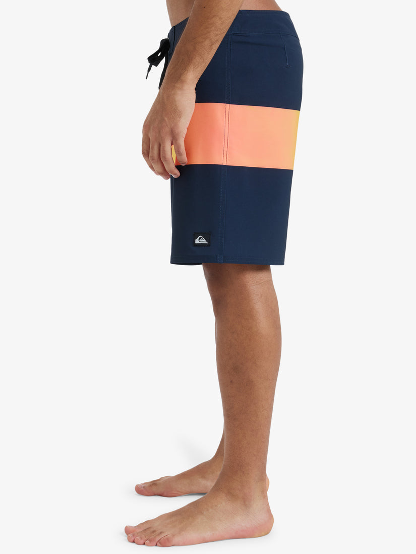 Mens Surfsilk Straight Leg 18 Boardshorts