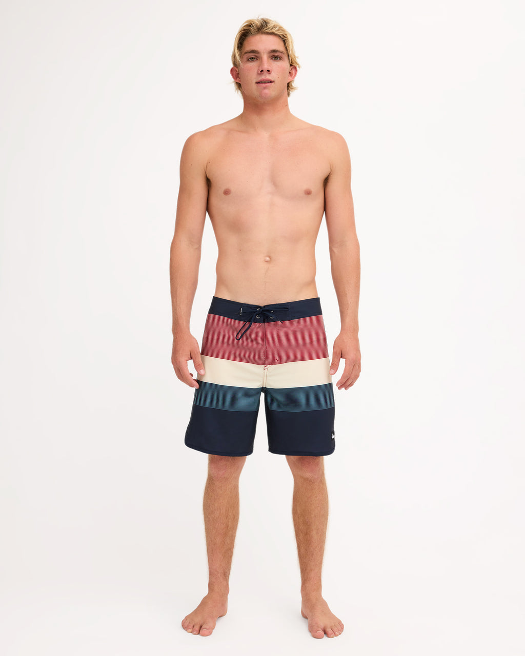 eqybs04921_quiksilver_ktp7_frt9