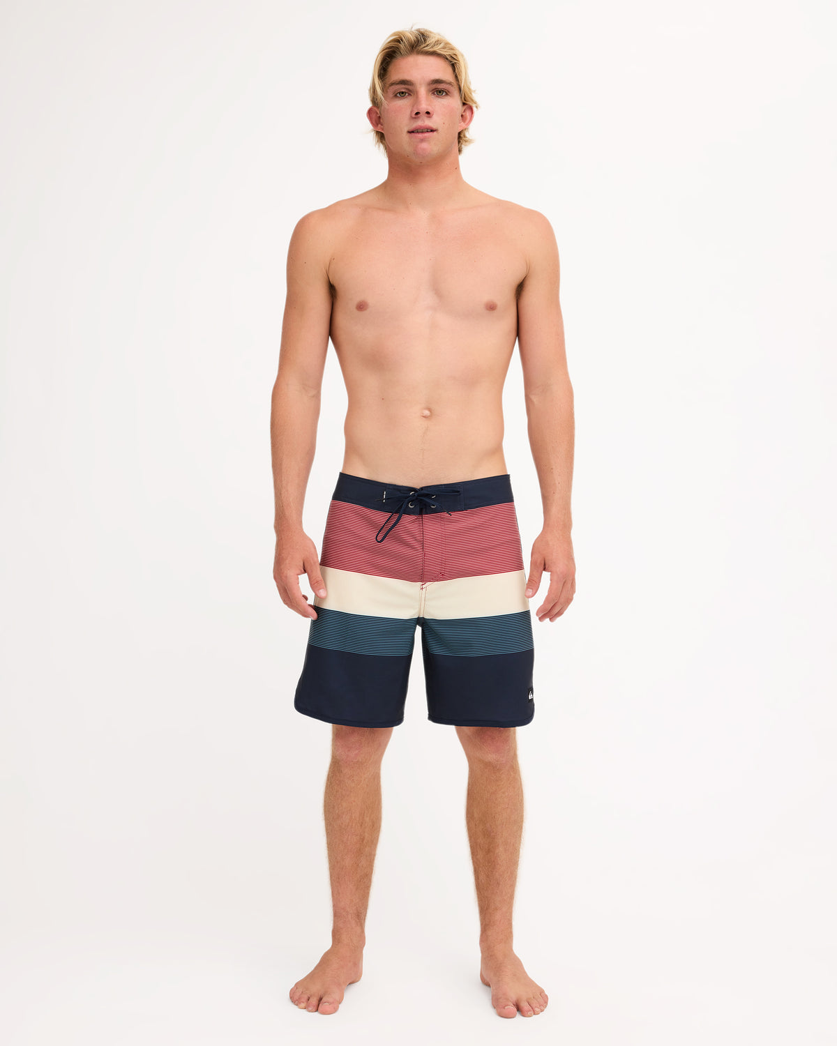 eqybs04921_quiksilver_ktp7_frt9