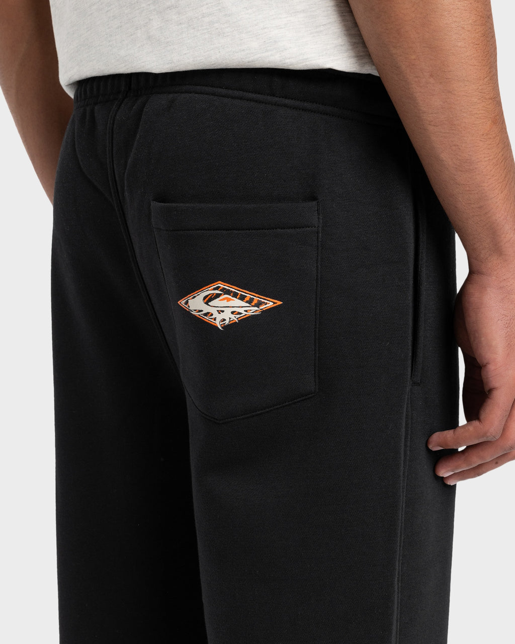 GRAPHIC PANT