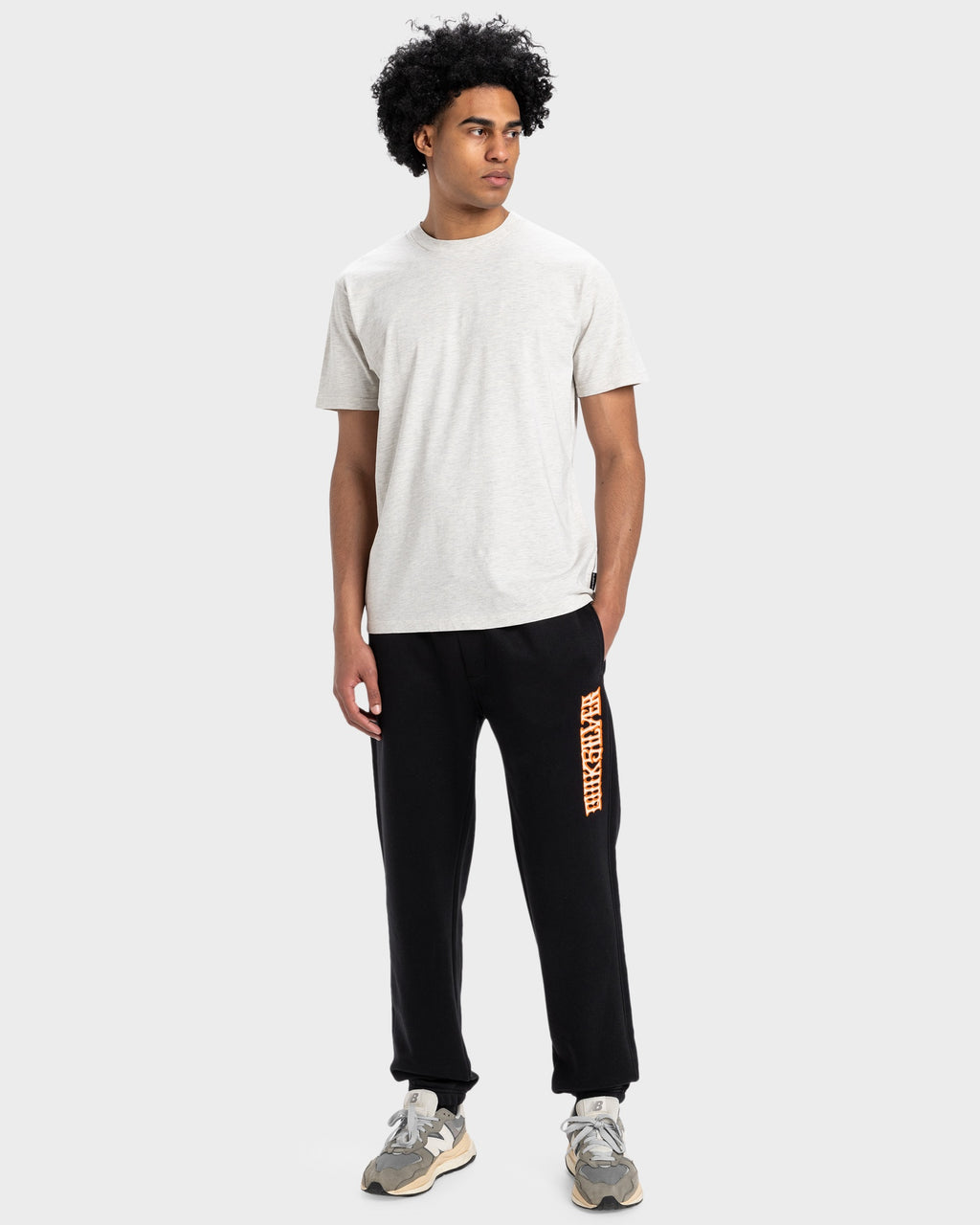 GRAPHIC PANT
