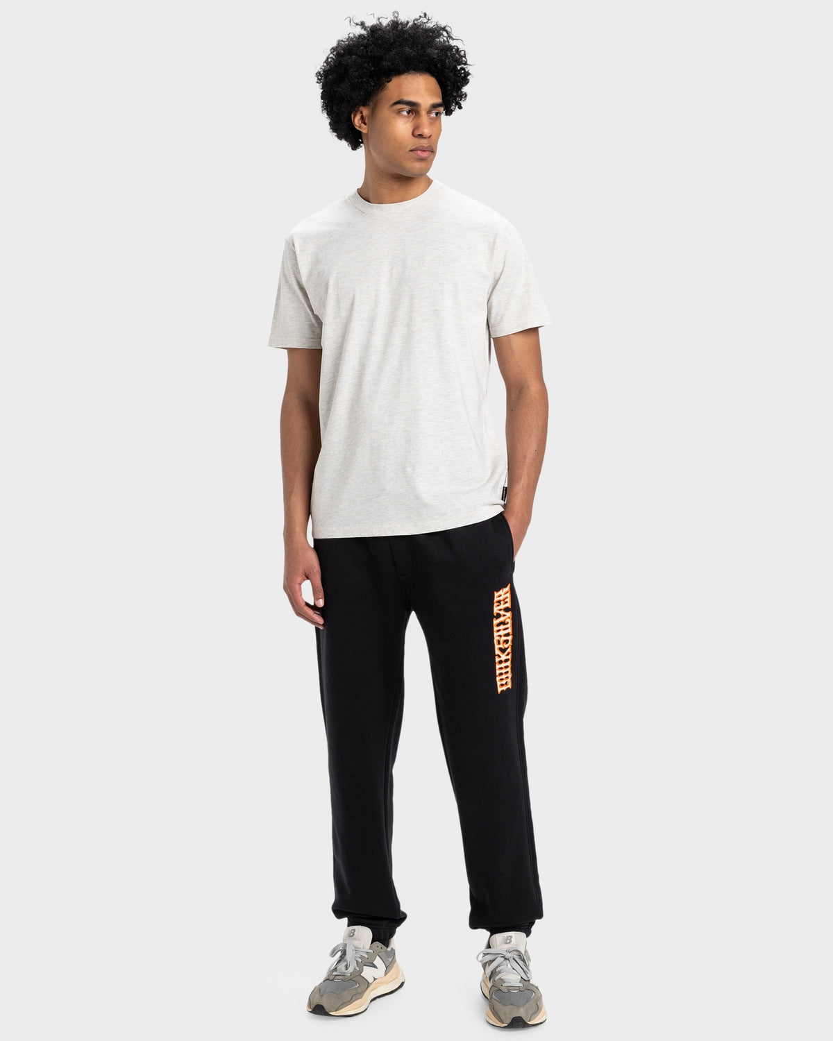 GRAPHIC PANT