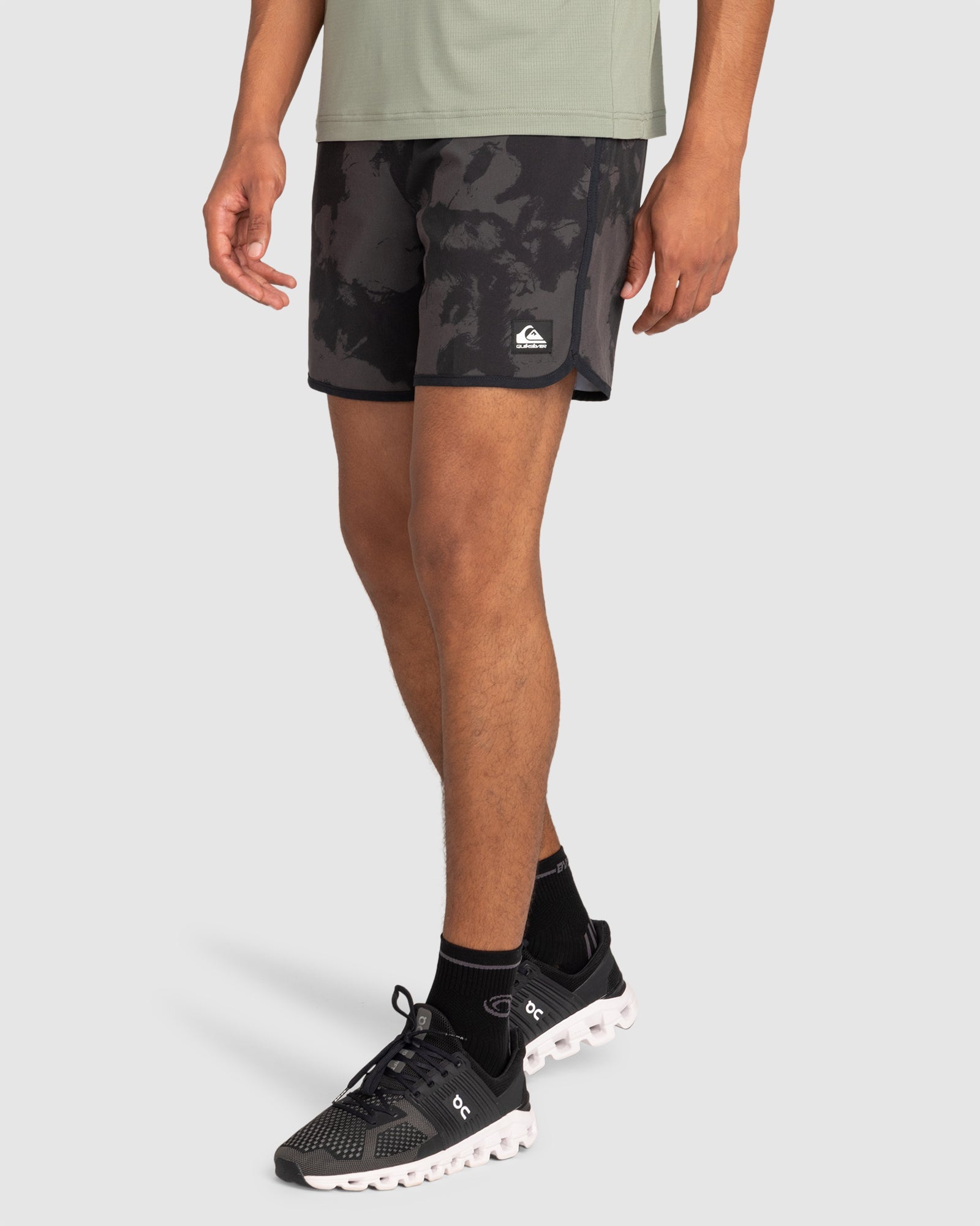 Mens Omni Scallop Amphibian 17" Boardshorts
