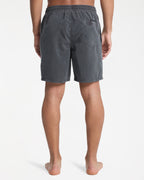 eqyjv04156_quiksilver_kvj0_bck1