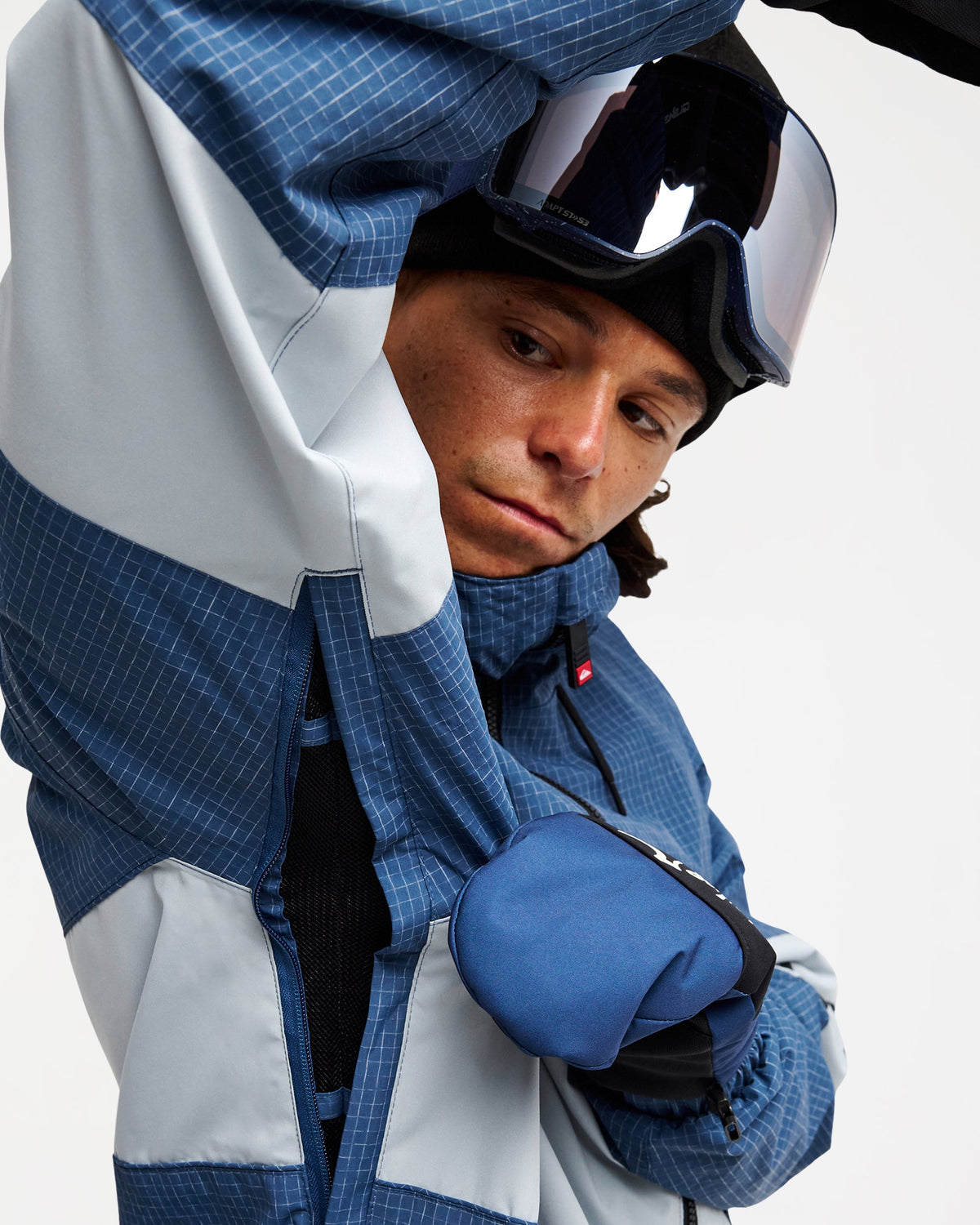 eqytj03551_quiksilver_brq0_dtl4