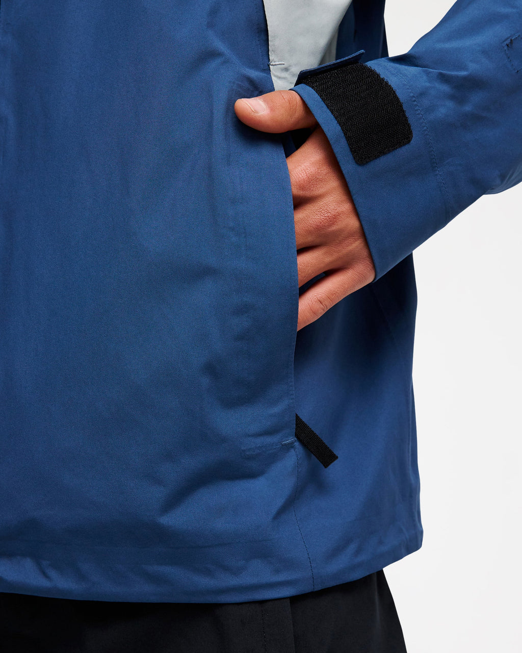 eqytj03554_quiksilver_brq0_dtl4
