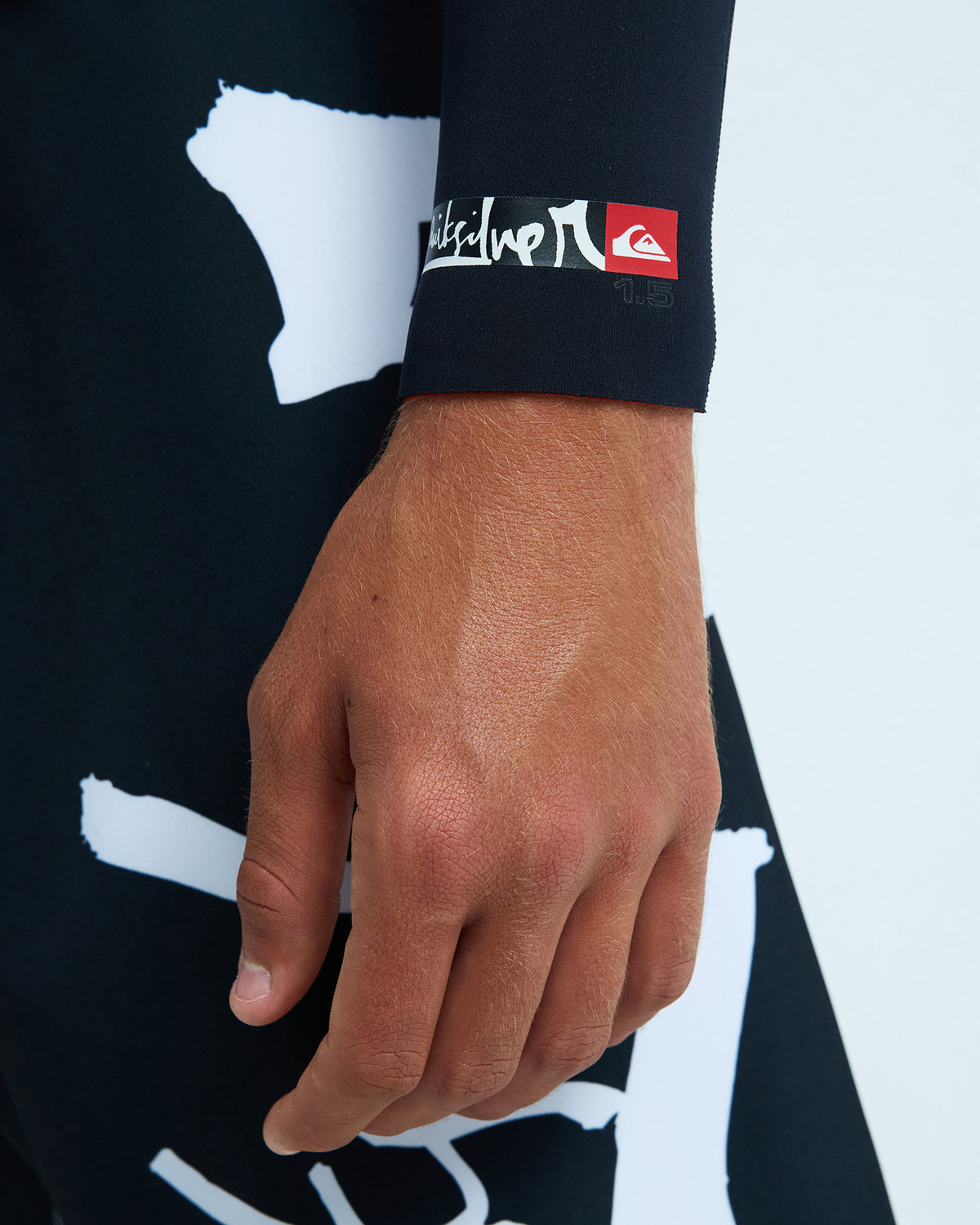 eqyw803068_quiksilver_kvj0_dtl2