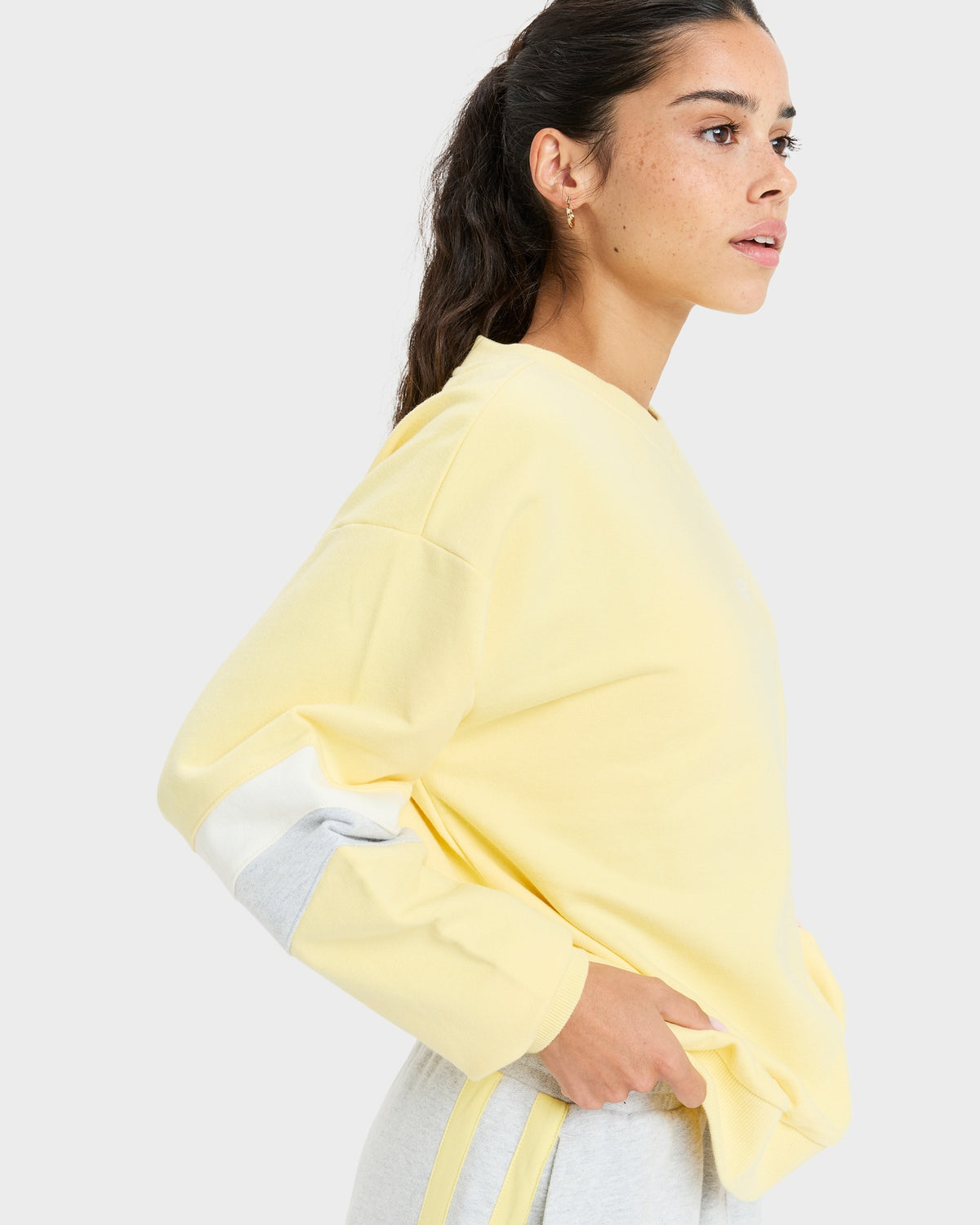 ESSENTIAL ENERGY CB CREW NECK2