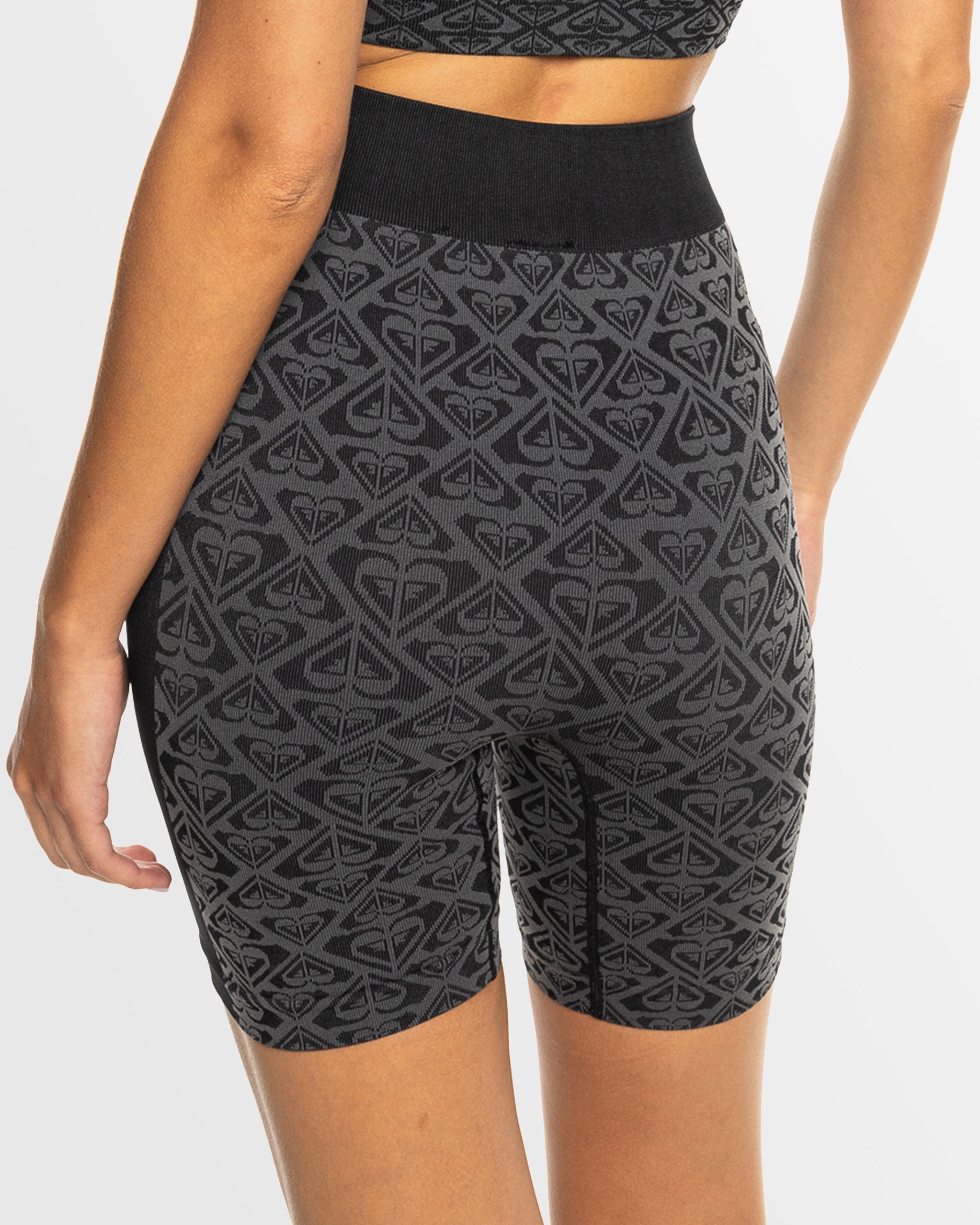 Womens Chill Out Seamless Heart Biker Athletic Shorts
