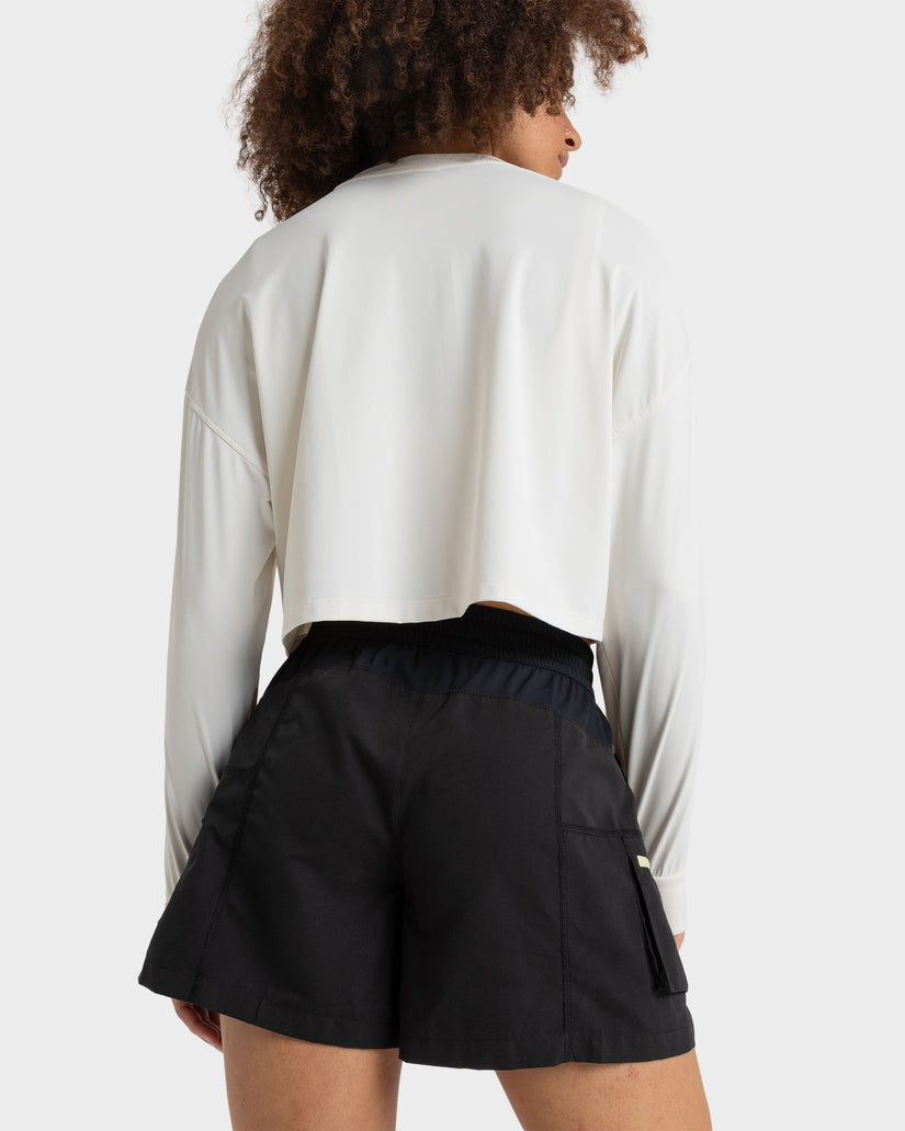 BOUNDLESS SPIRIT SHORTS