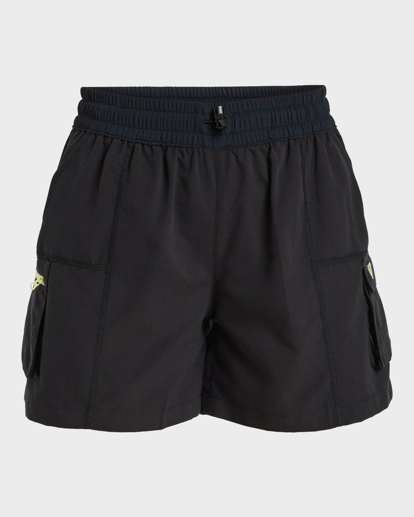 BOUNDLESS SPIRIT SHORTS