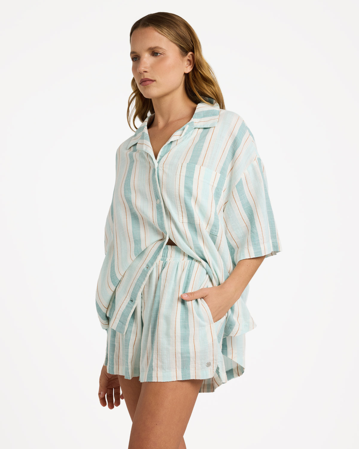 erjwt03724_roxy_wbs1_sd1