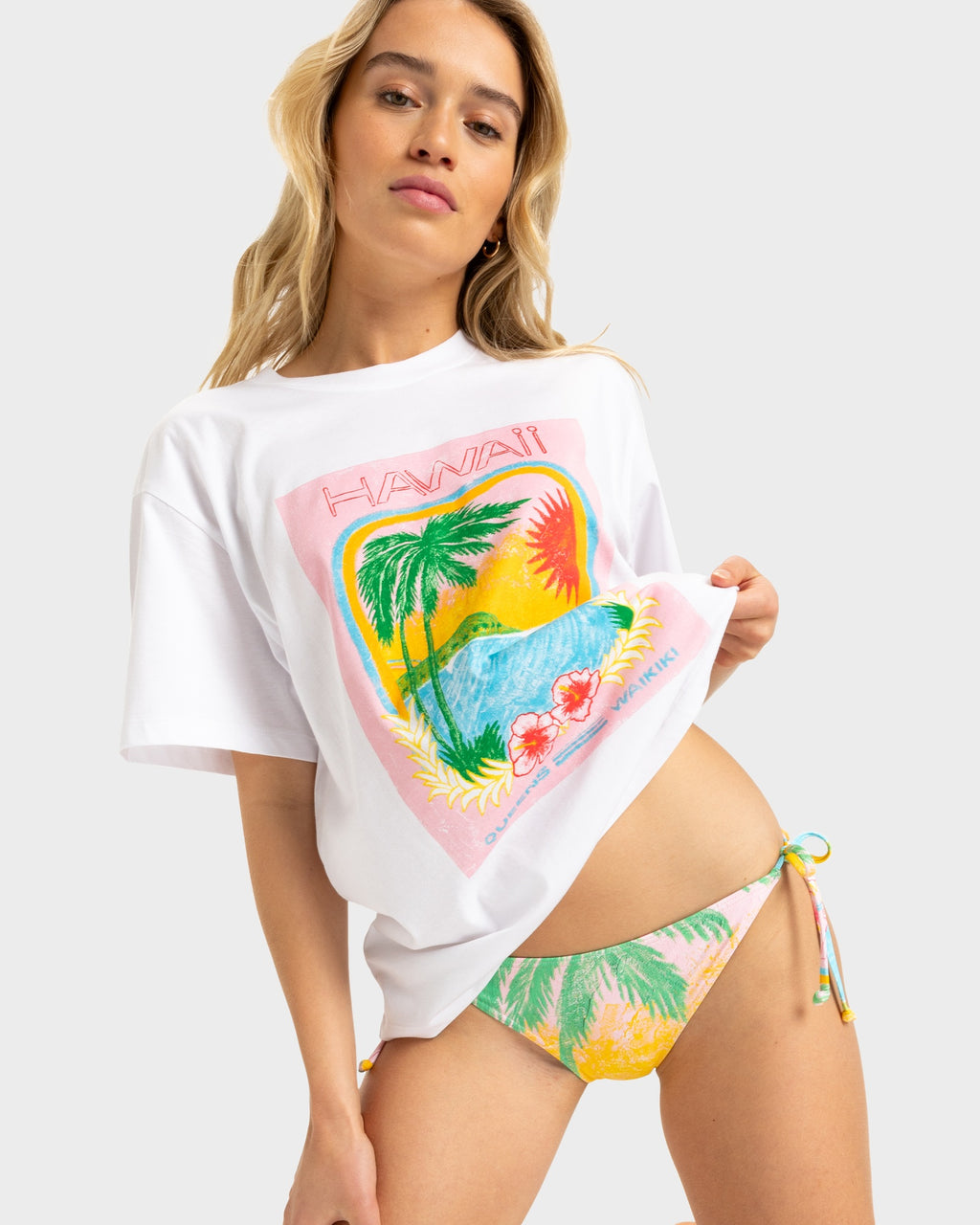 Womens Atlas Hangloose T-Shirt