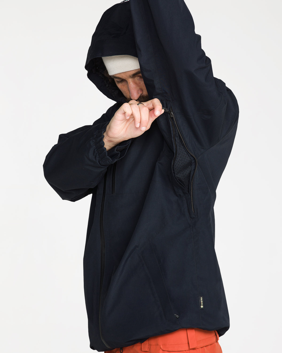 g0652653_volcom_blk_dtl2