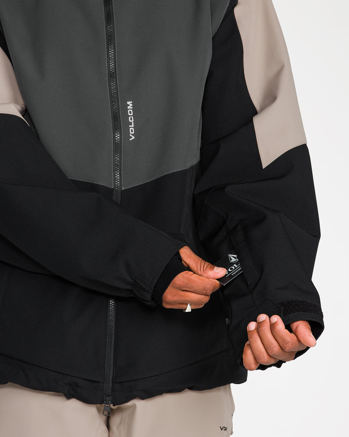g0652658_volcom_dgy_dtl3