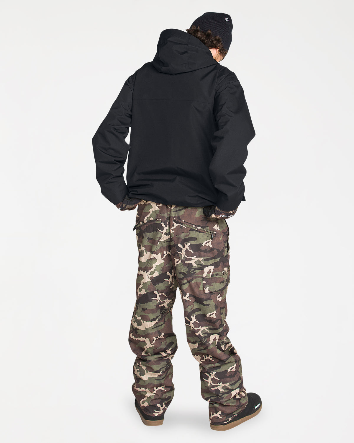 g0652661_volcom_blk_frt10