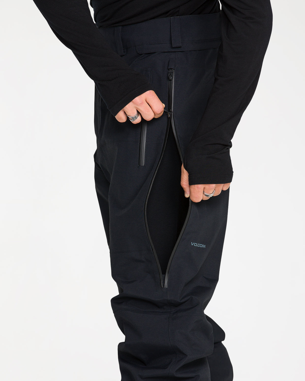 g1352651_volcom_blk_dtl2