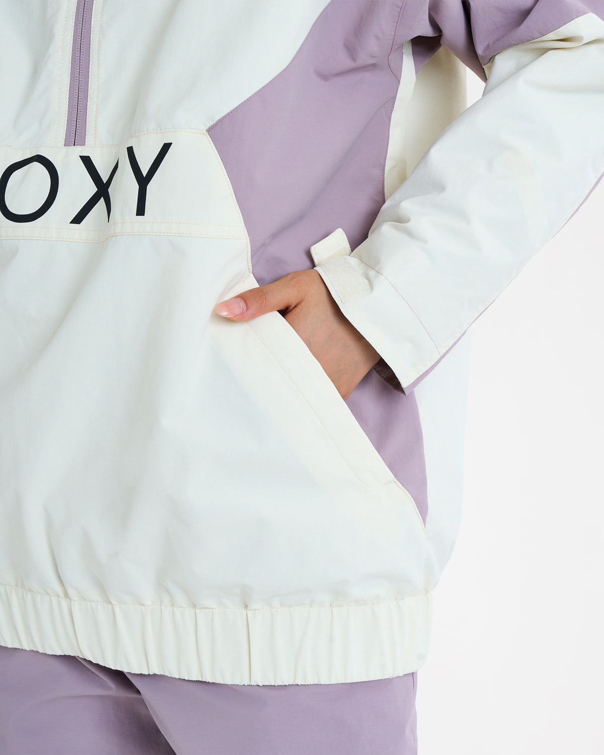 grjtj03009_roxy_pjq0_dtl4