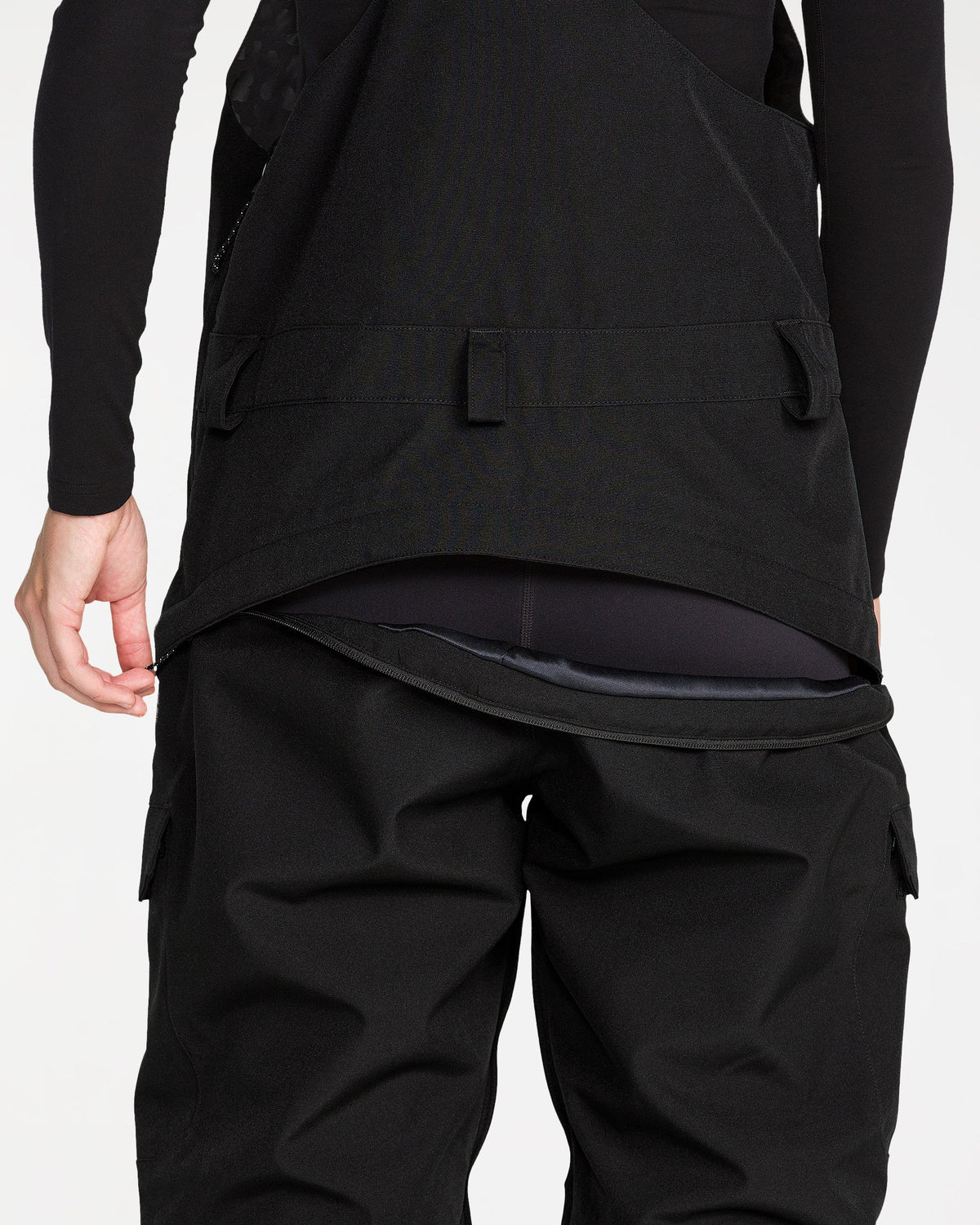 h1252651_volcom_blk_dtl1