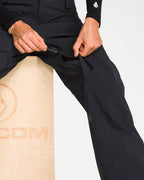 h1352653_volcom_blk_dtl3