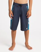 Boys 8-16 Dbah 2.0 Pro 19" Boardshorts