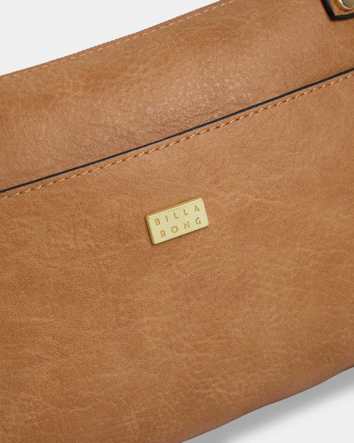 Womens Breaker Babe Shoulder Bag