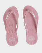 Womens Kick Back Solid Sandals