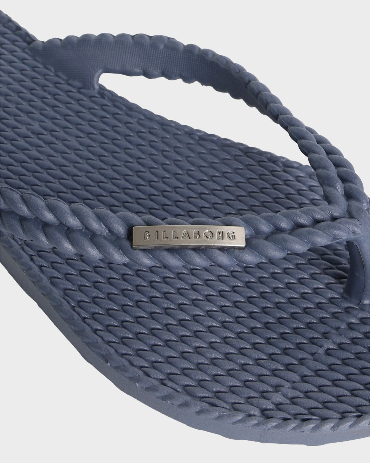 Womens Kick Back Solid Thongs