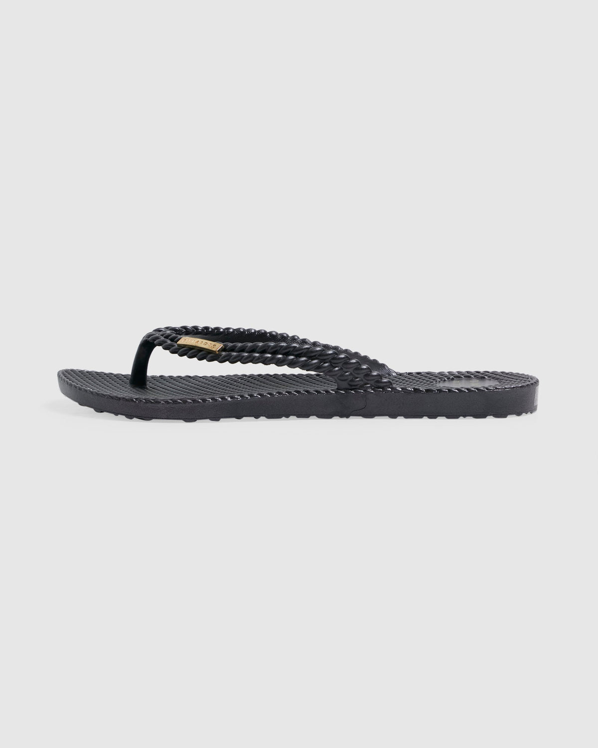 Womens Kick Back Metallic Thongs