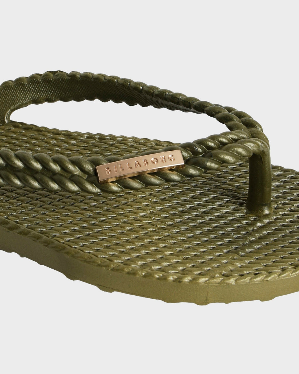 Womens Kick Back Metallic Thongs