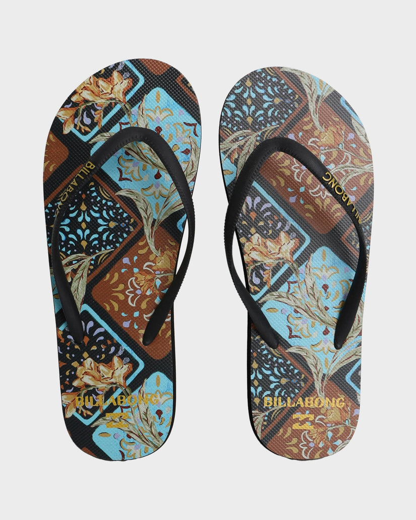 Womens Forever Folk Thongs