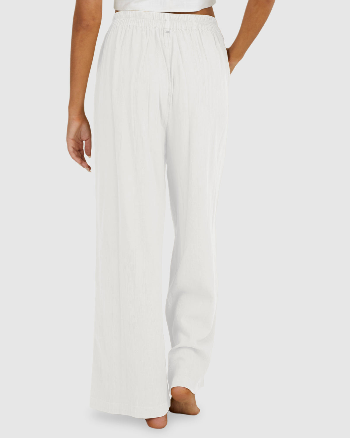 ubjnp00116_billabong_wht_bck5