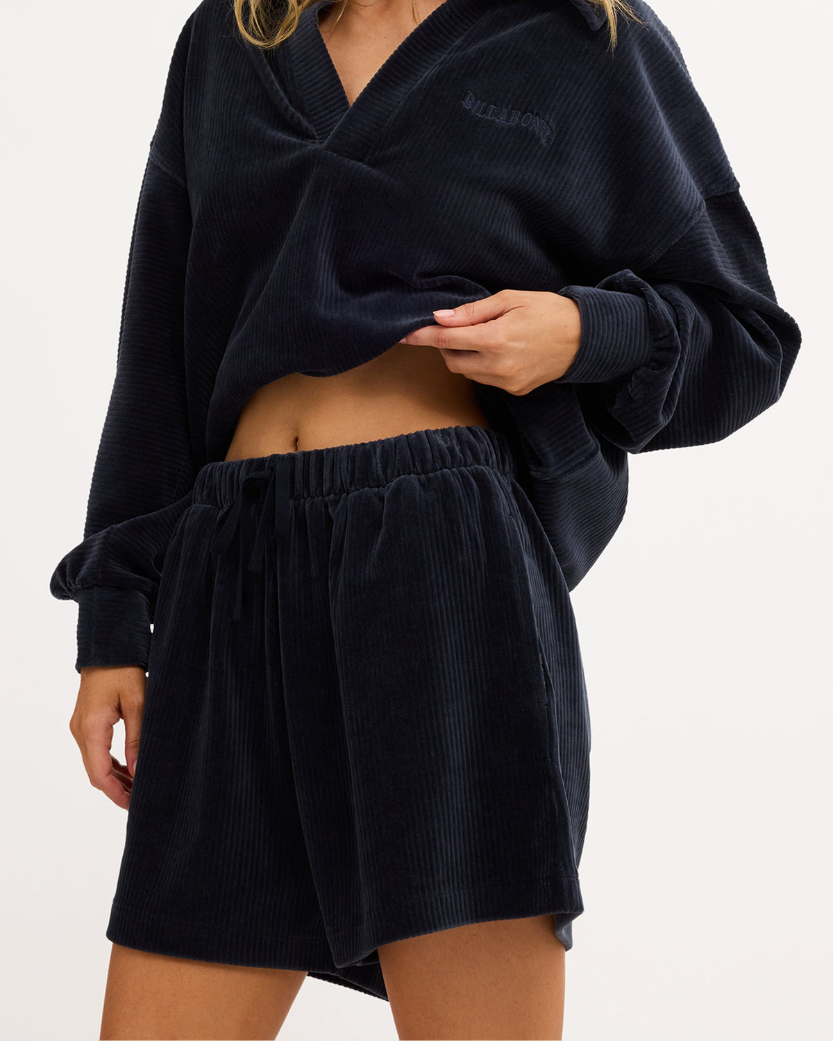 ubjns00182_billabong_trv_sd4