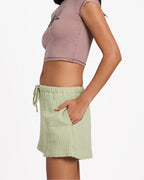 Womens Wanderer Elastic Waist Shorts