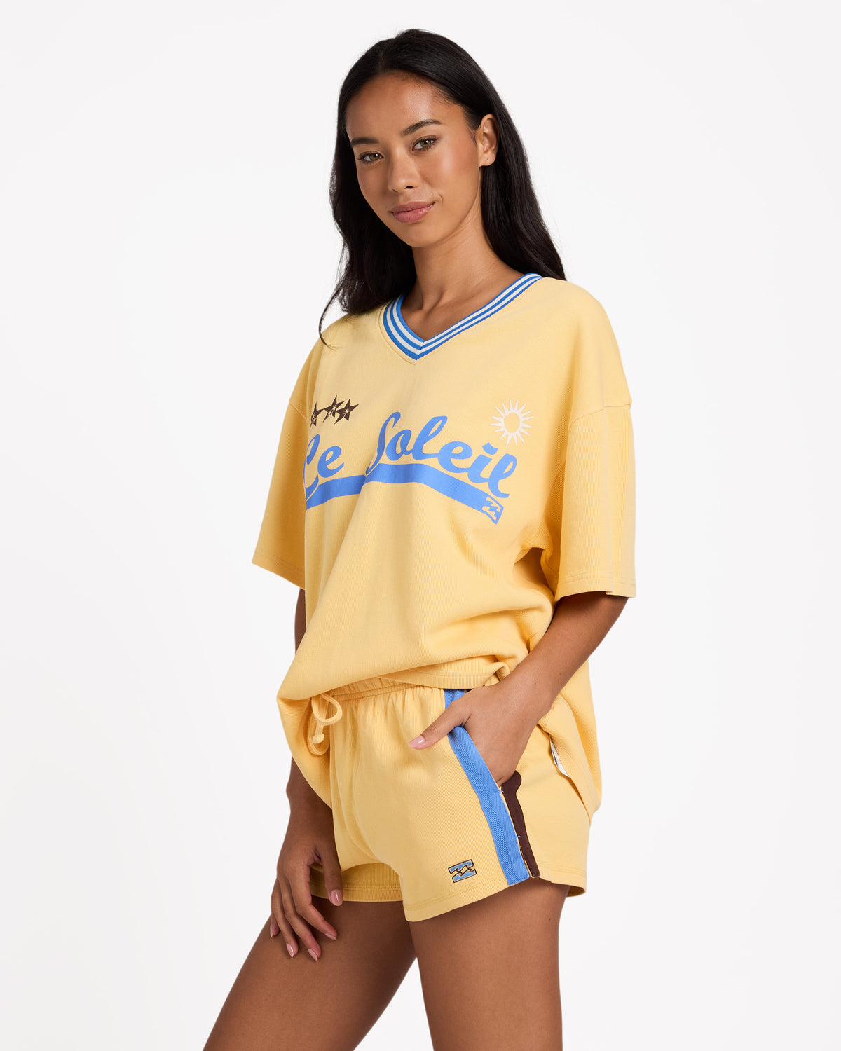 Womens Dream State Elastic Waist Shorts
