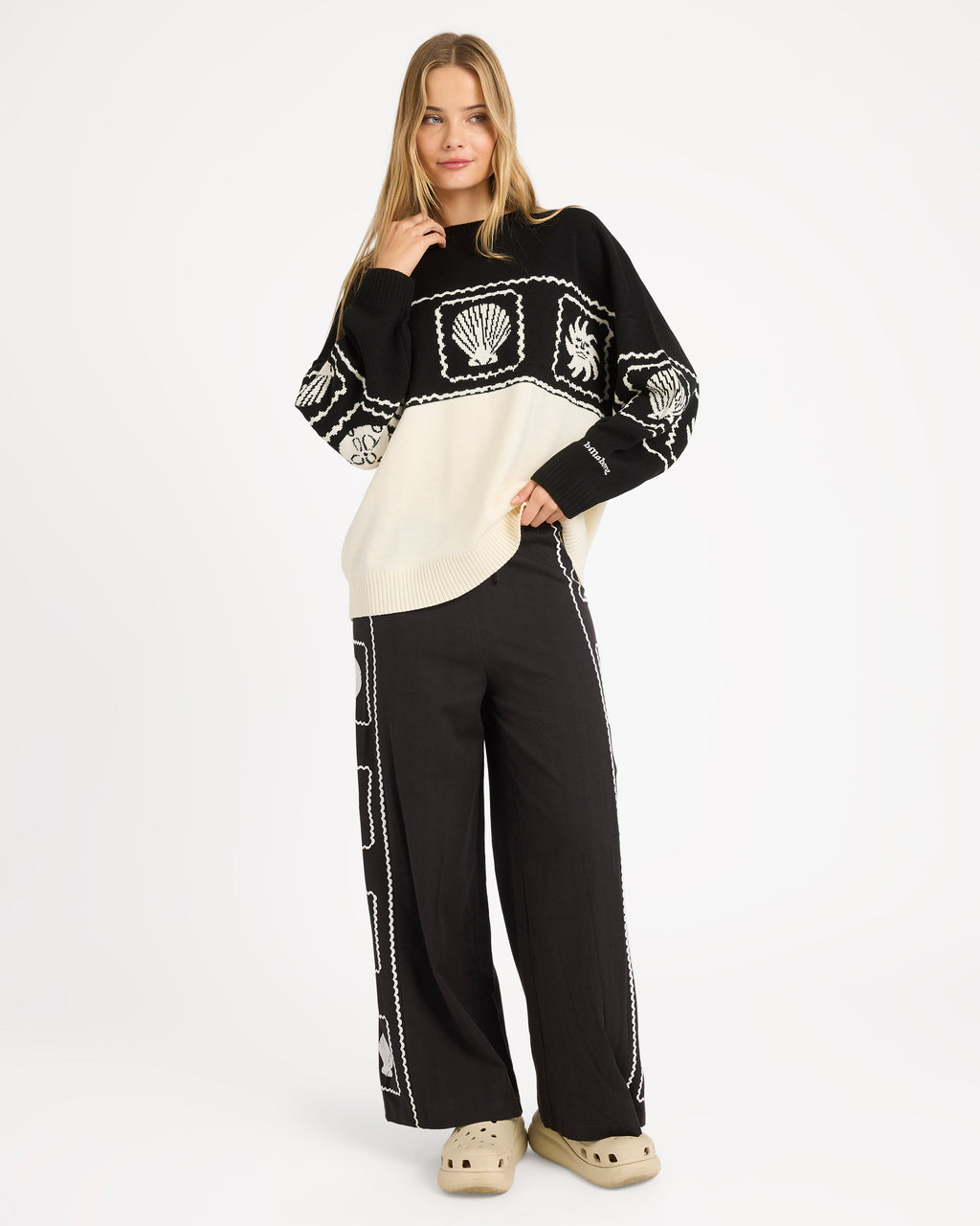 Womens Sea Side Dreamer Crew Neck