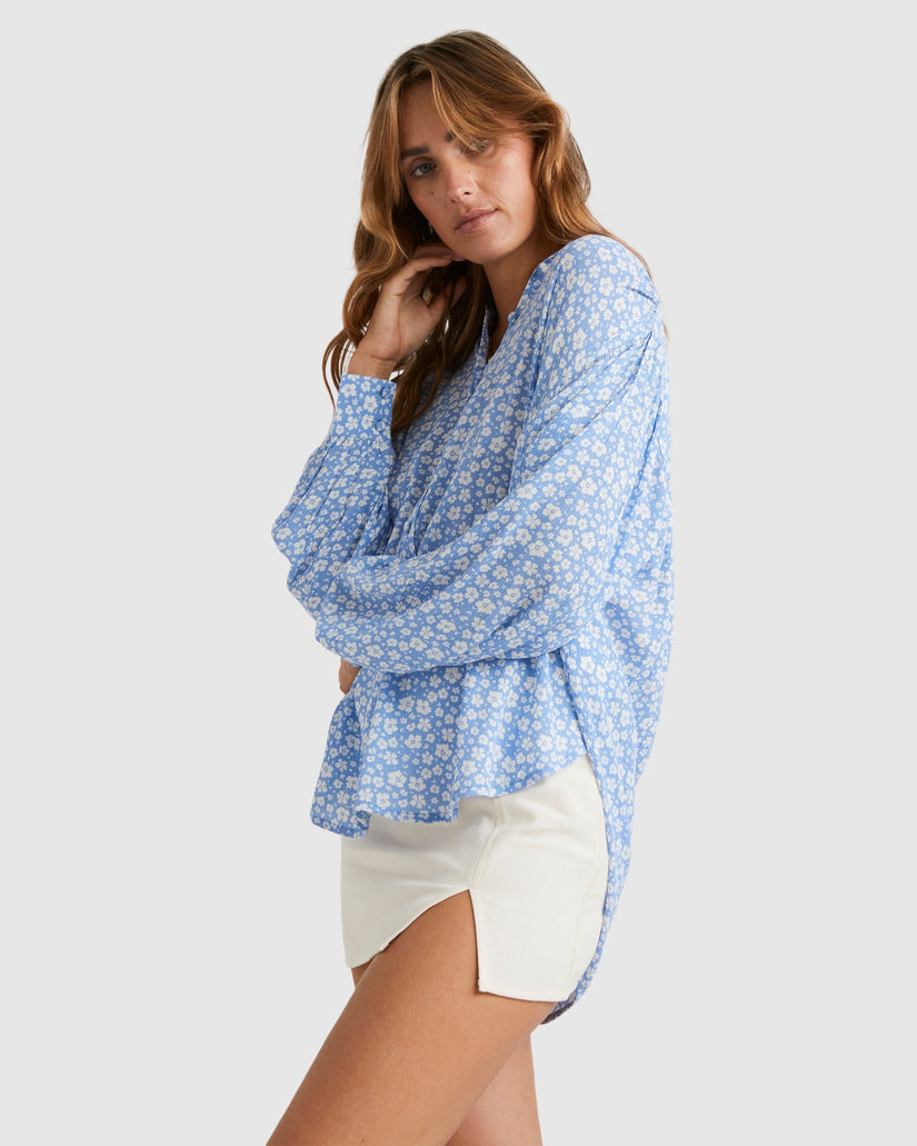 Womens Holiday La Mer Long Sleeve Shirt