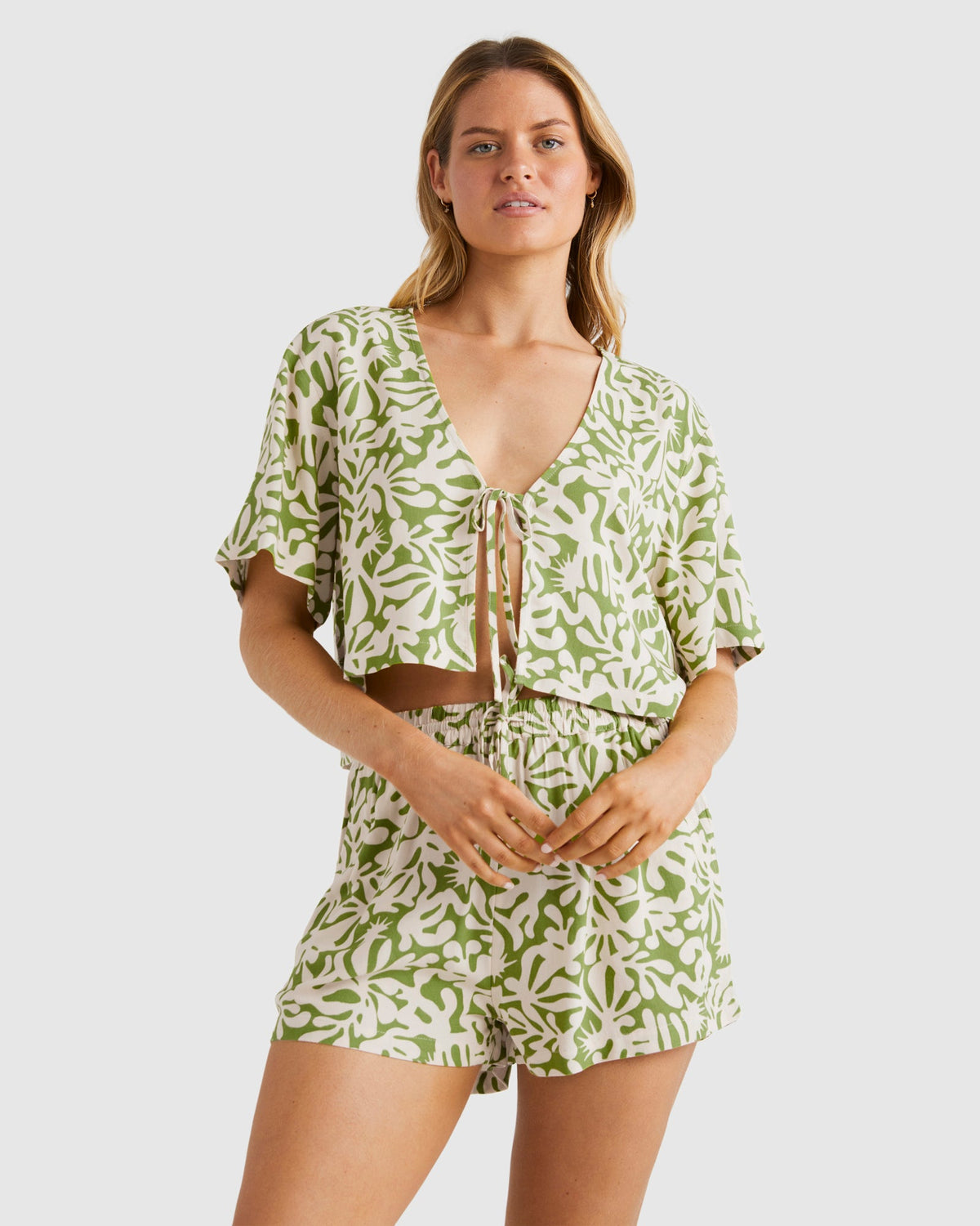 Womens Palm Grove Tie Short Sleeve Shirt