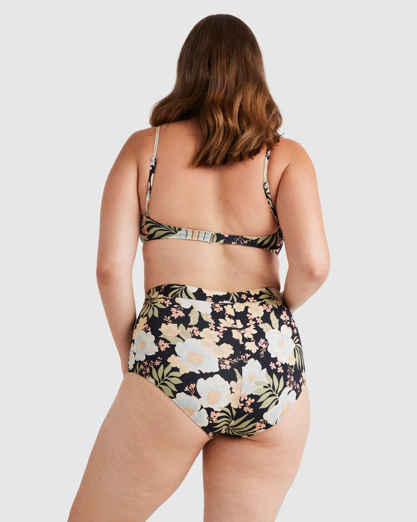 Womens Lost Cove Lila DD Bralette Bikini Top