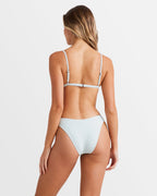 Womens Tanlines Hike